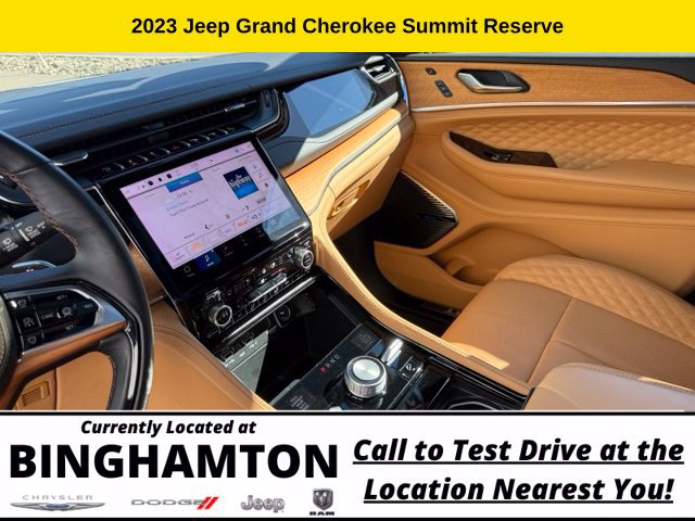 Used 2023 Jeep Grand Cherokee Summit AWD/4WD image 21