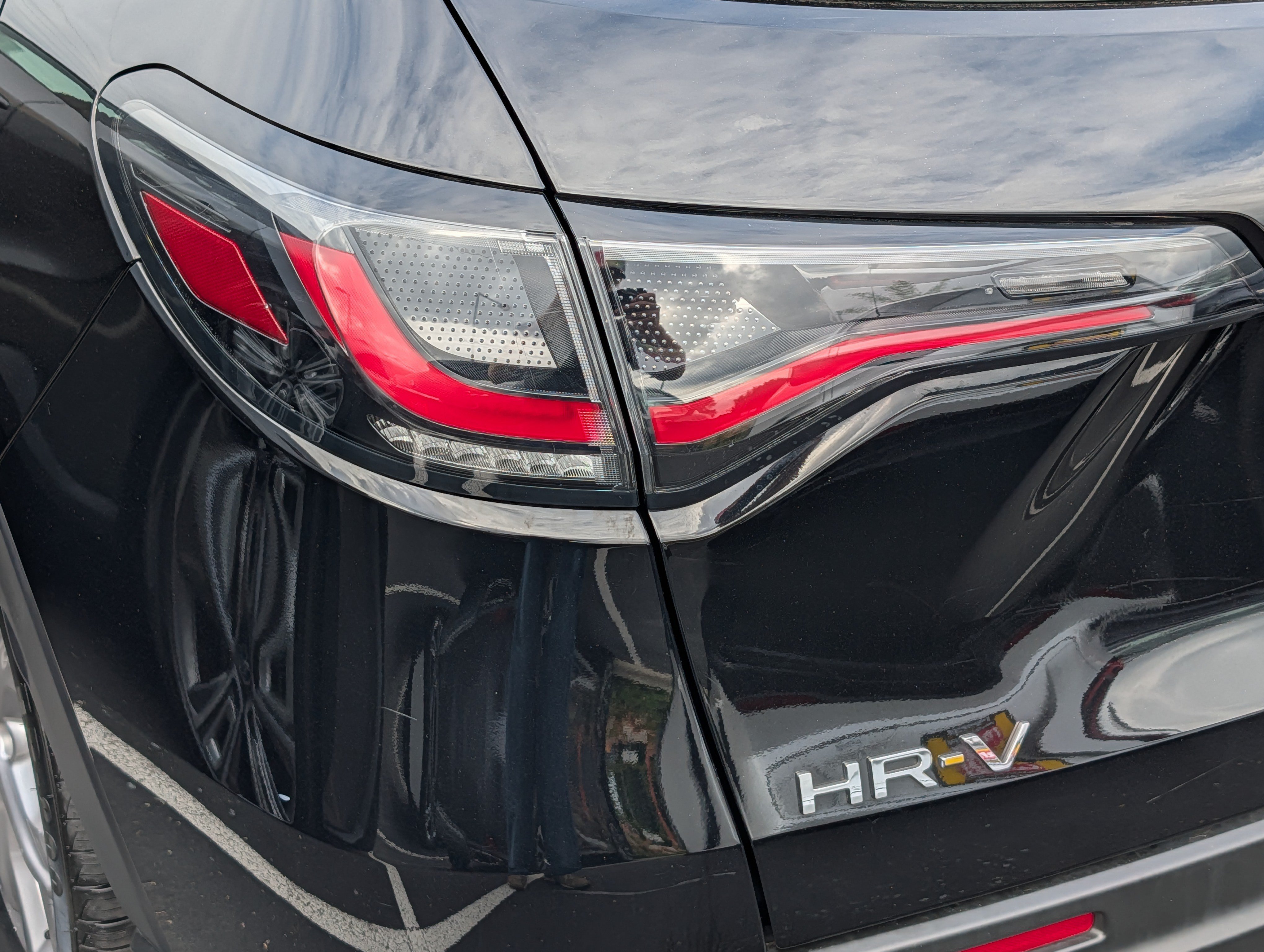 Used 2024 Honda HR-V LX image 17