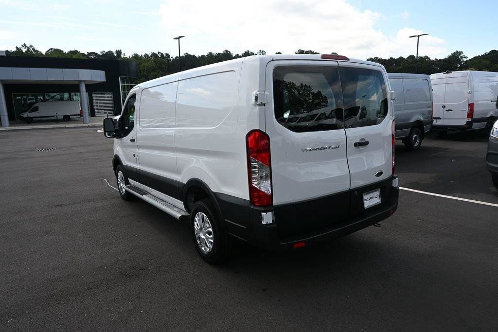 Used 2025 Ford Transit 250 Low Roof w/ Exterior Upgrade Package RWD image 5