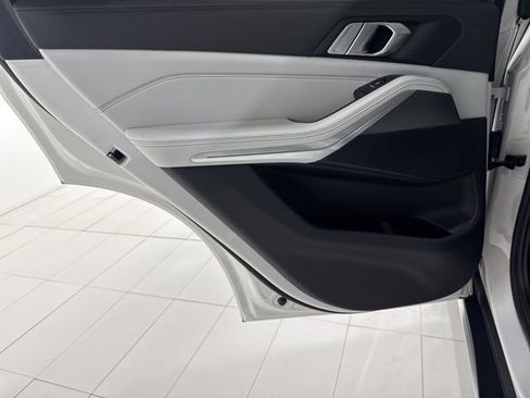 Certified 2023 BMW X5 xDrive40i w/ Premium Package image 15