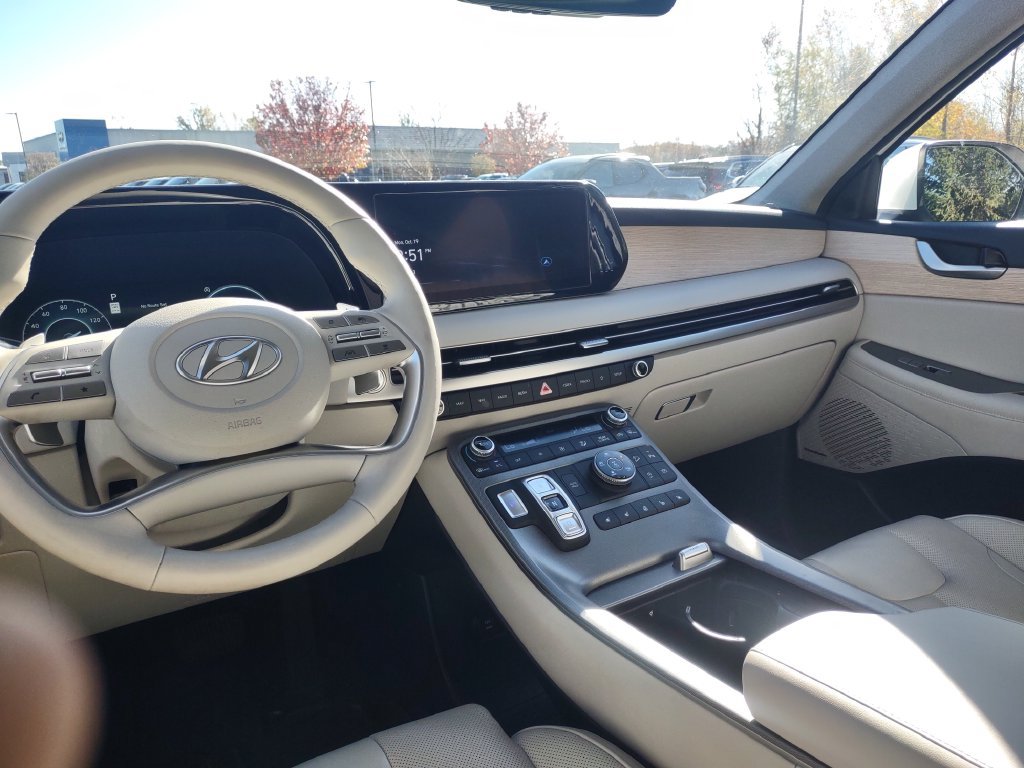 Used 2023 Hyundai Palisade Limited AWD/4WD image 9
