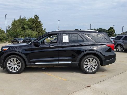 Used 2024 Ford Explorer Limited w/ Limited Technology Package AWD/4WD image 6