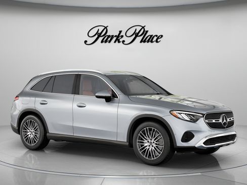 Certified 2026 Mercedes-Benz GLC 300 image 29