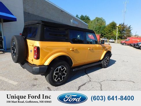 Used 2021 Ford Bronco Outer Banks AWD/4WD image 12