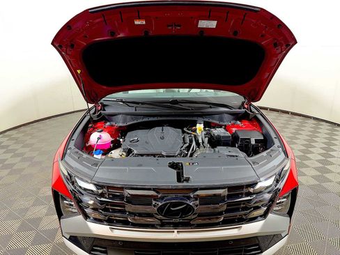 Used 2025 Hyundai Tucson Limited image 31