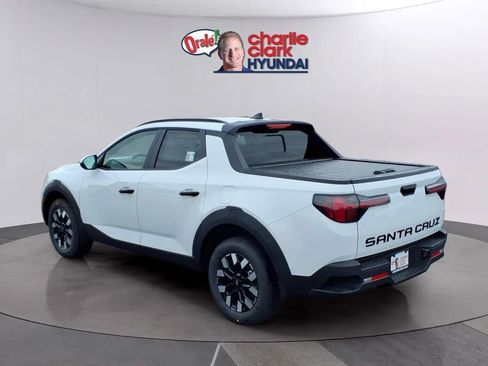 New 2026 Hyundai Santa Cruz SEL FWD image 3