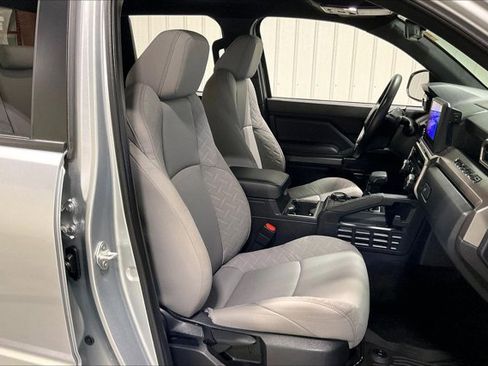 Certified 2024 Toyota Tacoma SR5 image 8