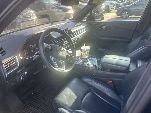 Used 2017 Audi Q7 3.0T Prestige image 6