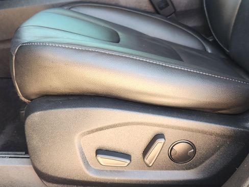 Used 2021 Ford Edge Titanium w/ Equipment Group 301A image 26