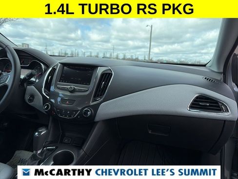 Used 2019 Chevrolet Cruze LT w/ Convenience Package image 33