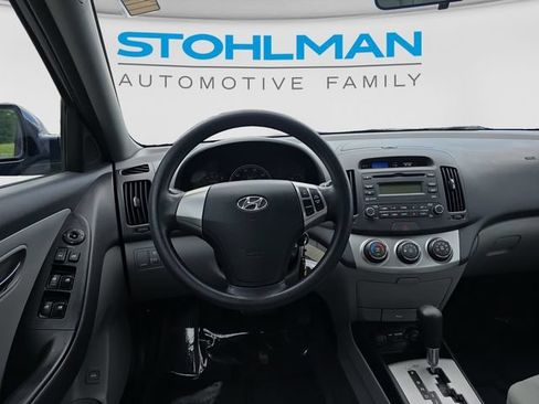 Used 2010 Hyundai Elantra GLS FWD image 21