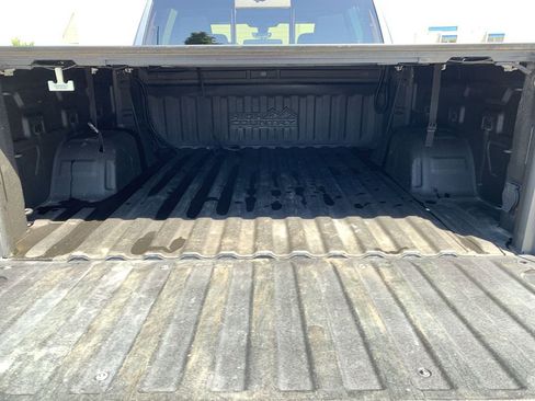 Used 2021 Chevrolet Silverado 1500 High Country w/ Technology Package image 14