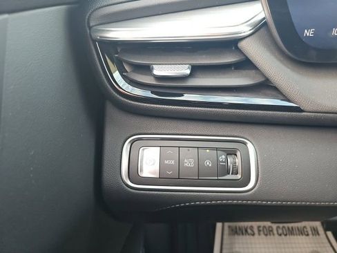 Used 2025 Buick Enclave Preferred image 23