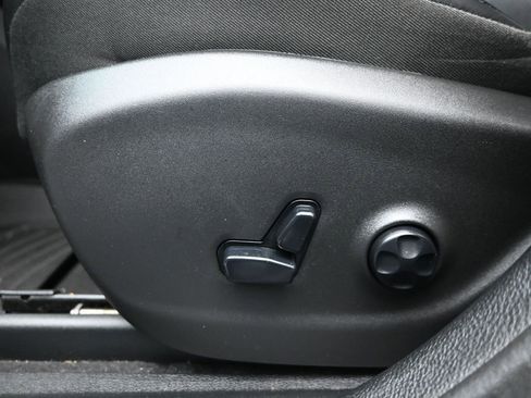 Used 2020 Jeep Cherokee High Altitude image 11