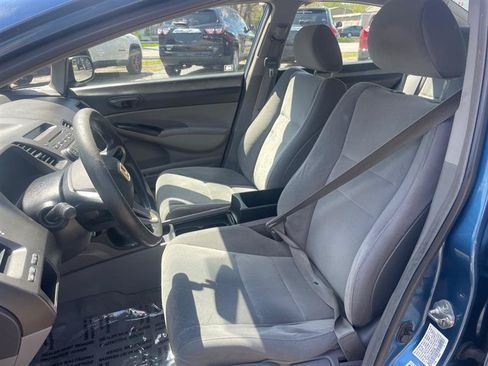 Used 2010 Honda Civic DX-VP image 10