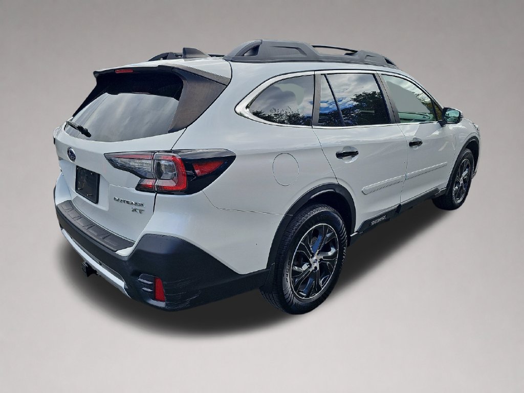 Used 2022 Subaru Outback Limited XT AWD/4WD image 4
