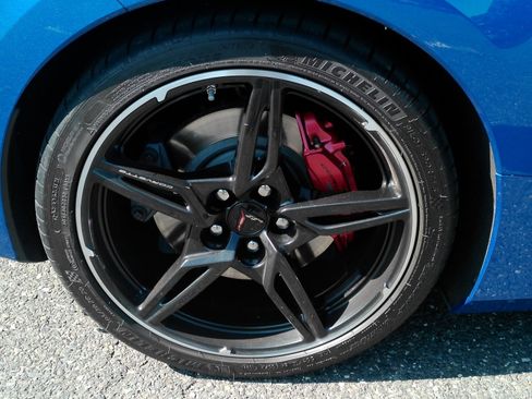 Used 2022 Chevrolet Corvette Stingray Preferred Conv w/ Z51 Performance Package RWD image 35