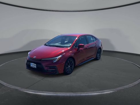 Certified 2024 Toyota Corolla SE FWD image 5