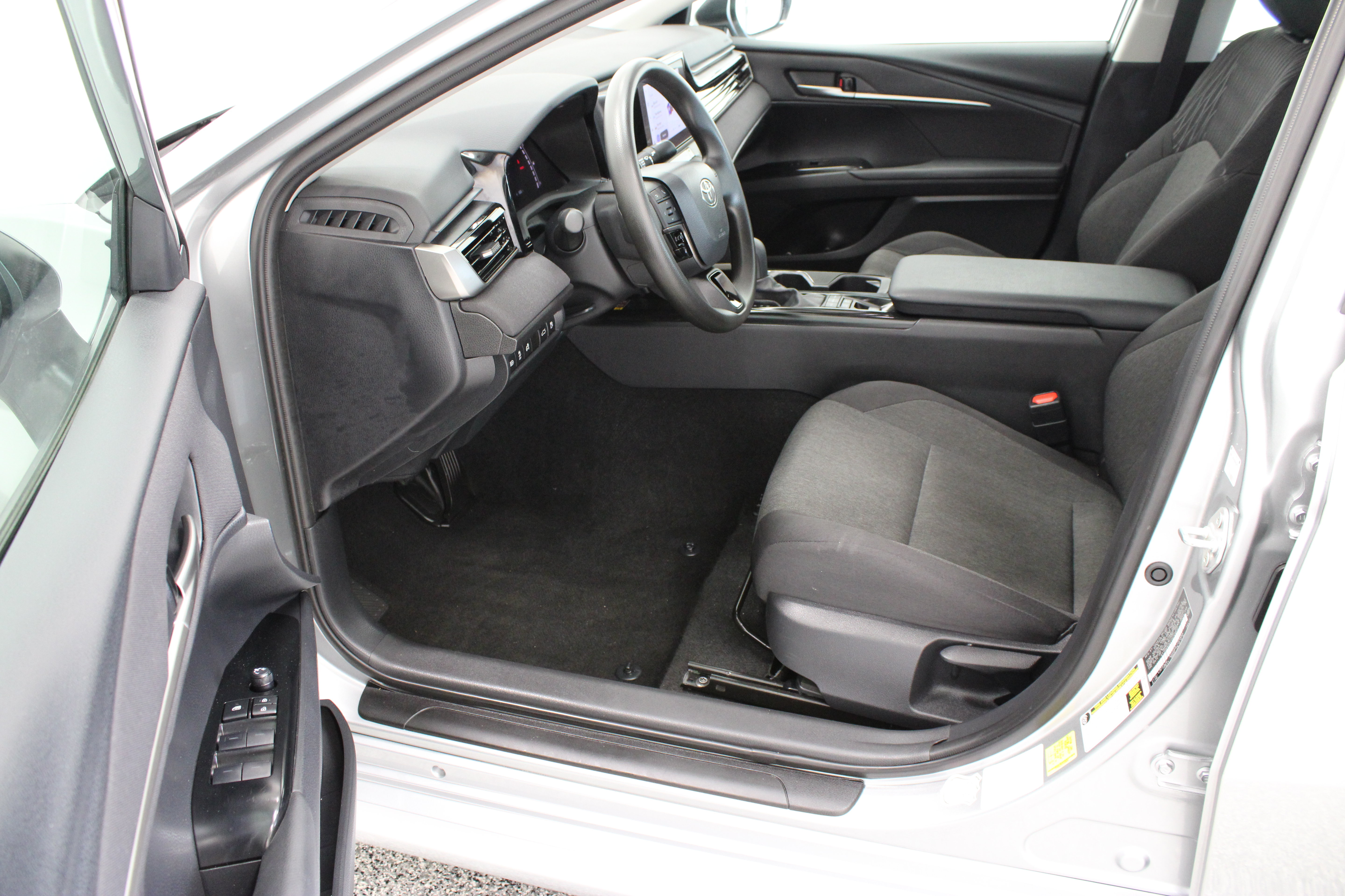 Certified 2026 Toyota Camry LE FWD image 14