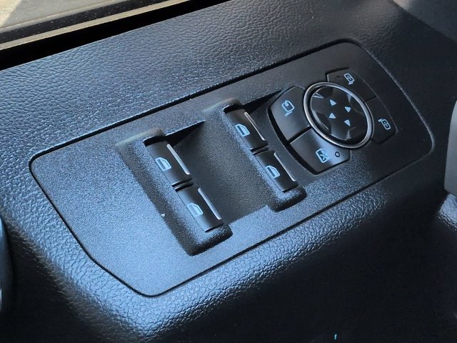 Used 2015 Ford F150 Lariat w/ Equipment Group 502A Luxury RWD image 26