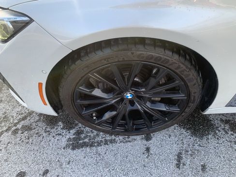 Used 2020 BMW 740i w/ M Sport Package image 9