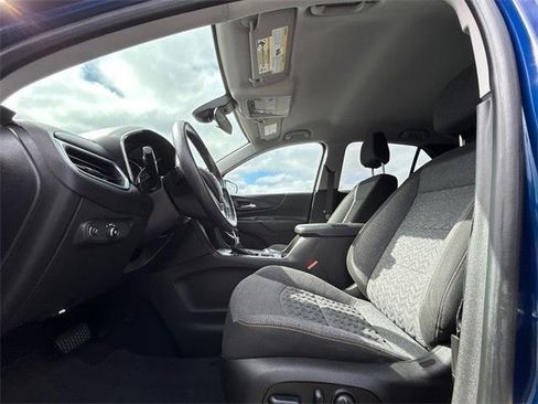 Used 2022 Chevrolet Equinox LT image 11