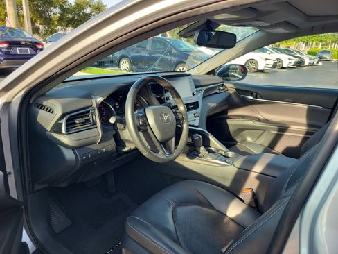 Used 2023 Toyota Camry XSE FWD image 19