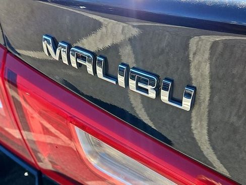 Used 2024 Chevrolet Malibu LT image 37