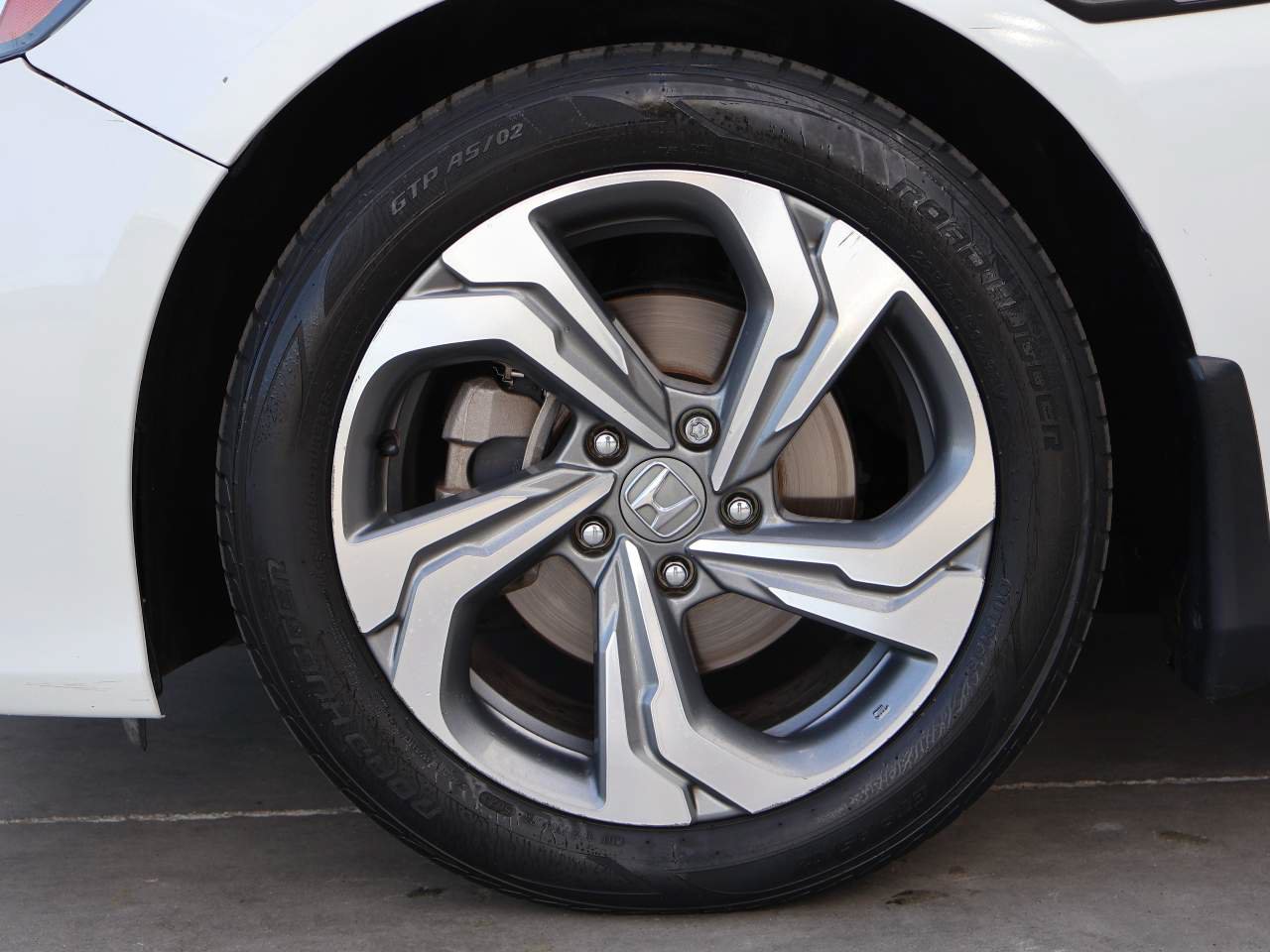 Used 2019 Honda Accord EX image 6