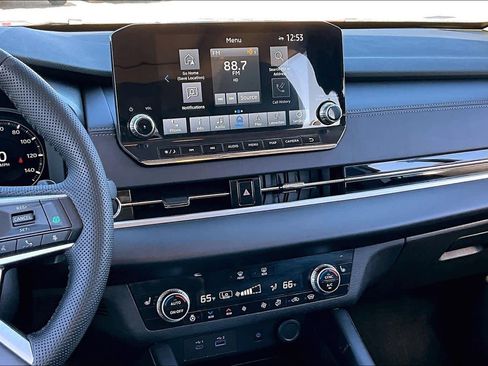 Used 2023 Mitsubishi Outlander SEL image 6