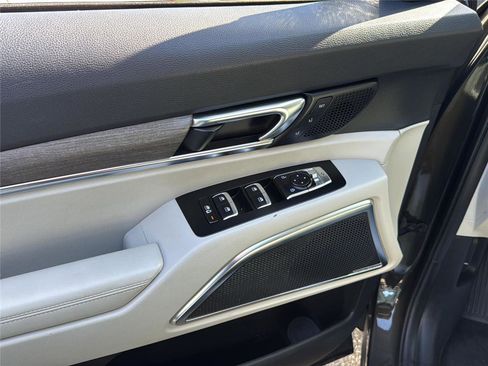 Used 2022 Kia Telluride SX AWD/4WD image 11