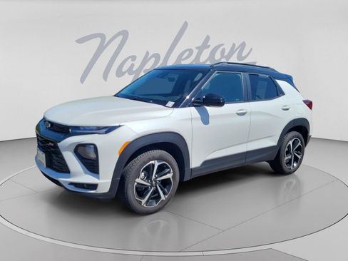 Used 2023 Chevrolet TrailBlazer RS AWD/4WD image 1