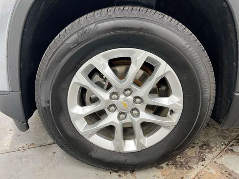 Used 2018 Chevrolet Traverse LS image 27