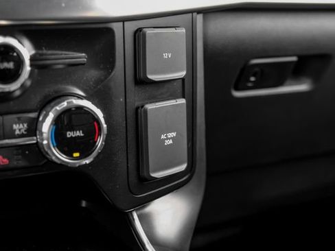 Used 2023 Ford F150 Raptor AWD/4WD image 36