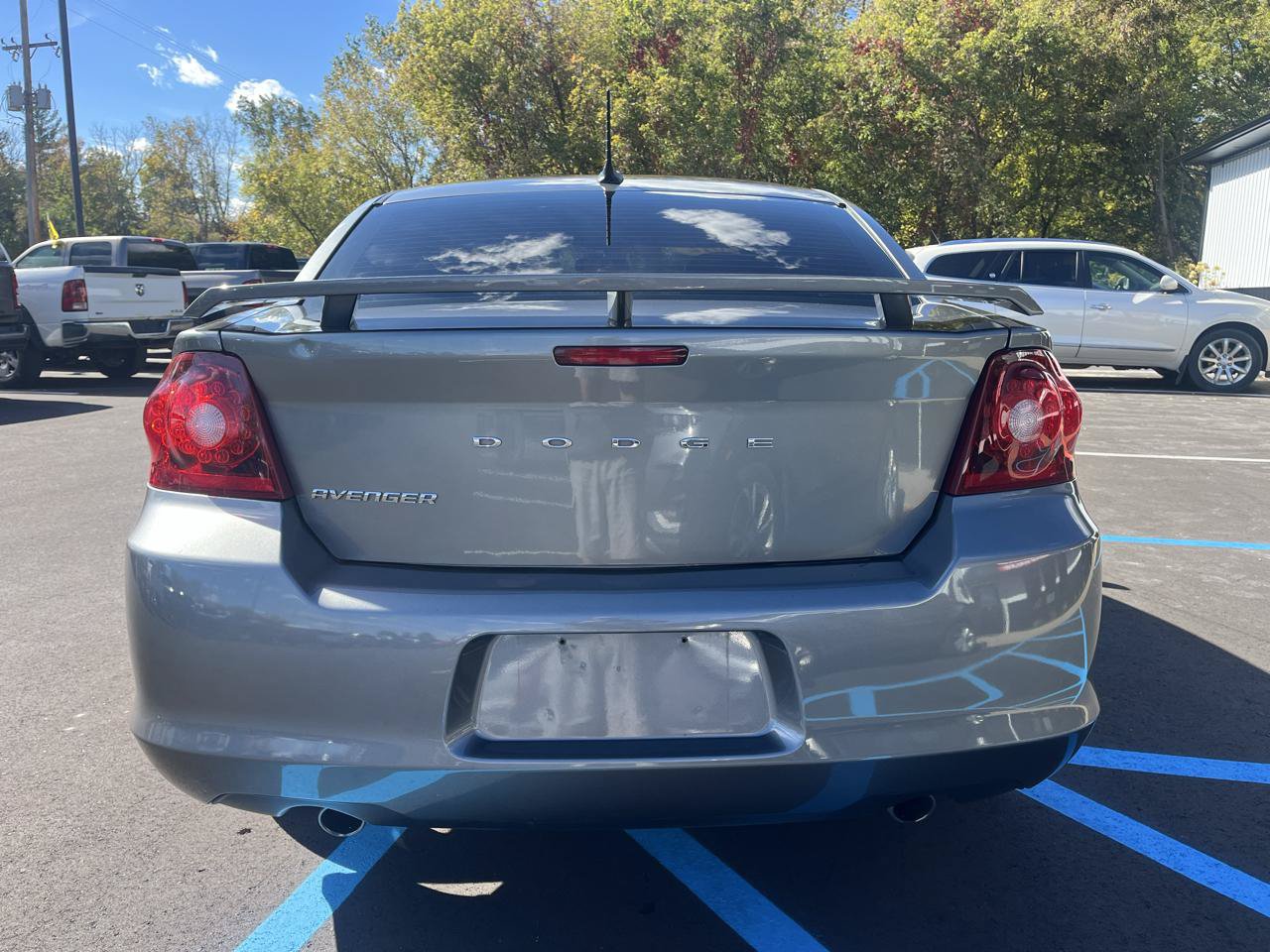 Used 2012 Dodge Avenger SXT Plus w/ Cold Weather Group FWD image 6