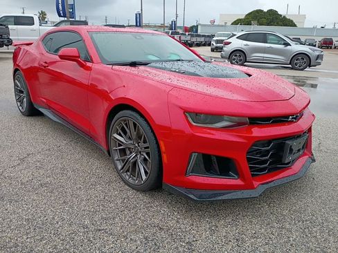 Used 2022 Chevrolet Camaro ZL1 RWD image 5