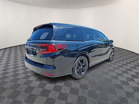 Used 2023 Honda Odyssey Sport image 5