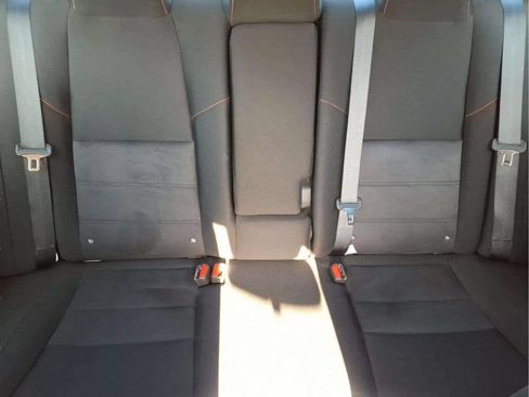 Used 2025 Nissan Sentra SR FWD image 16