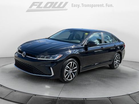 New 2026 Volkswagen Jetta SE image 3