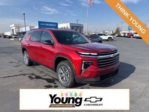 New 2026 Chevrolet Traverse LT w/ Driver Confidence Package image 1