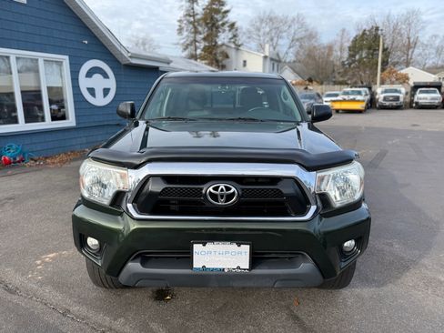 Used 2014 Toyota Tacoma 4x4 Access Cab V6 image 3
