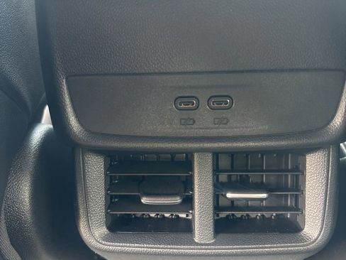 New 2026 Chevrolet Equinox LT w/ Convenience Package II image 29