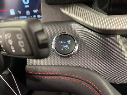 New 2026 Ford Explorer ST-Line w/ ST-Line Street Pack image 17