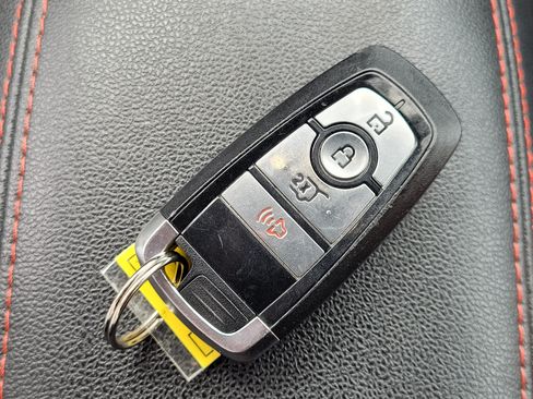 Used 2024 Ford Escape ST-Line FWD image 11