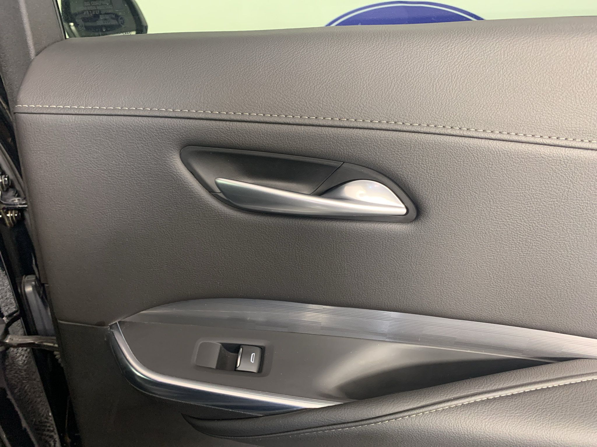 Used 2024 Cadillac XT4 Premium Luxury AWD/4WD image 36