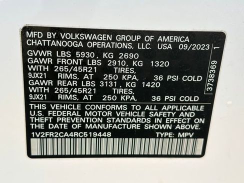 Used 2024 Volkswagen Atlas SEL Premium R-Line image 38