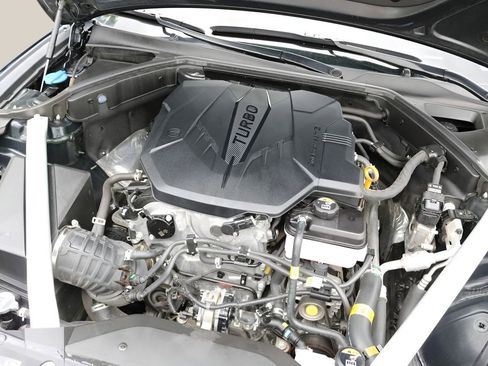 Used 2025 Genesis G70 2.5T AWD/4WD image 10