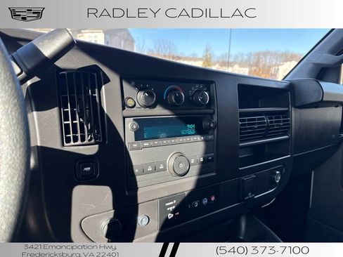 Used 2024 GMC Savana 2500 w/ Driver Convenience Package image 8