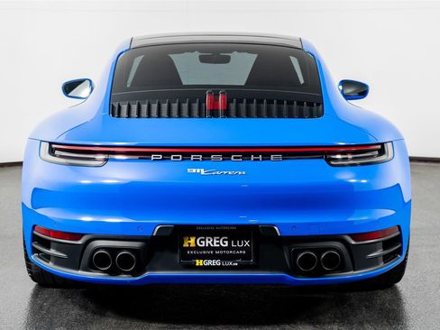 Used 2022 Porsche 911 Carrera image 11