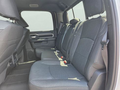 New 2026 RAM 2500 Big Horn AWD/4WD image 15